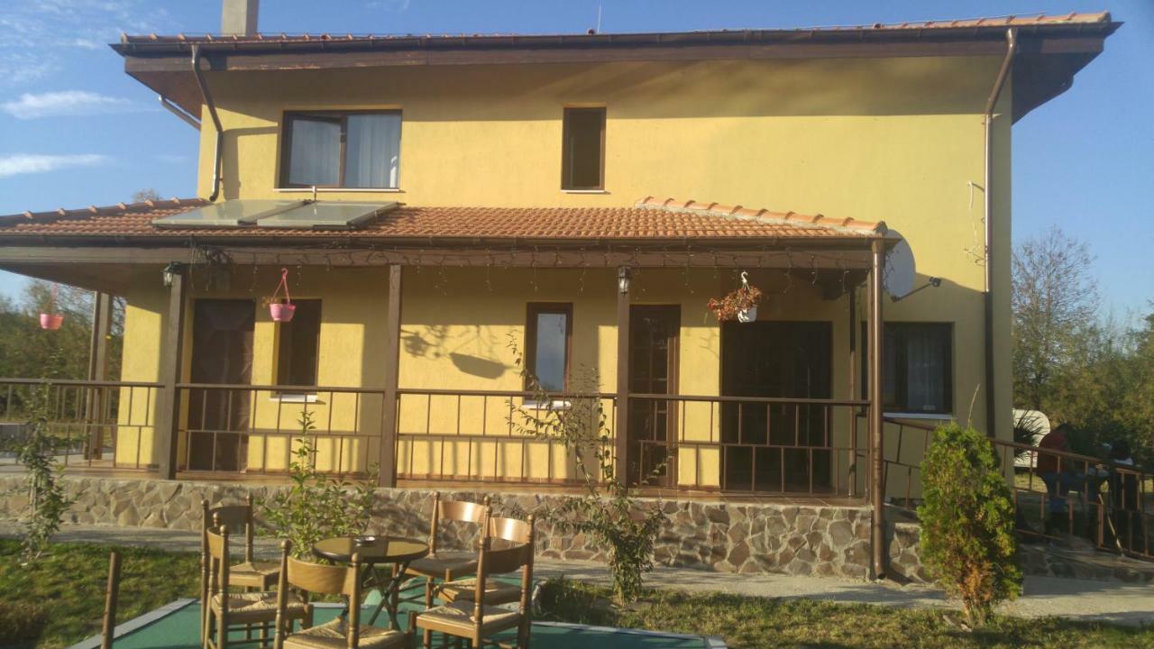 Pensiunea Casa Vanatorului Hotel Oteleni Exterior foto