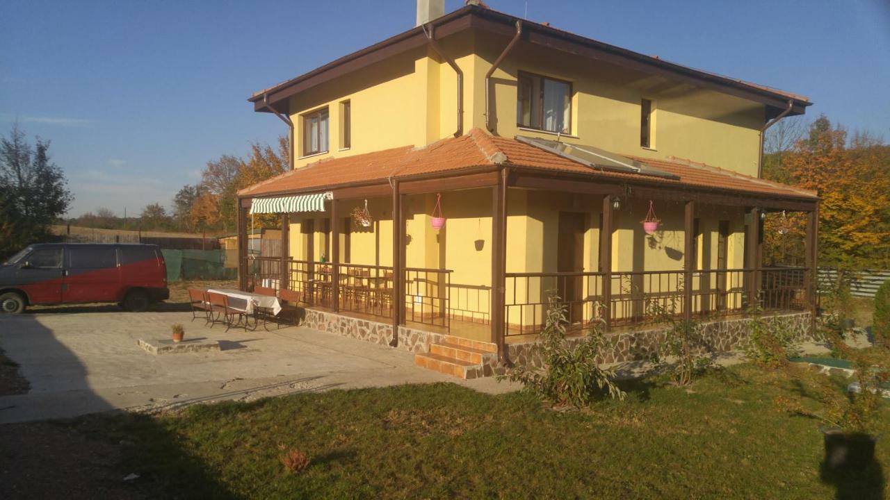 Pensiunea Casa Vanatorului Hotel Oteleni Exterior foto