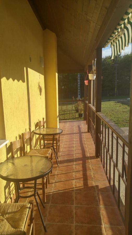 Pensiunea Casa Vanatorului Hotel Oteleni Exterior foto